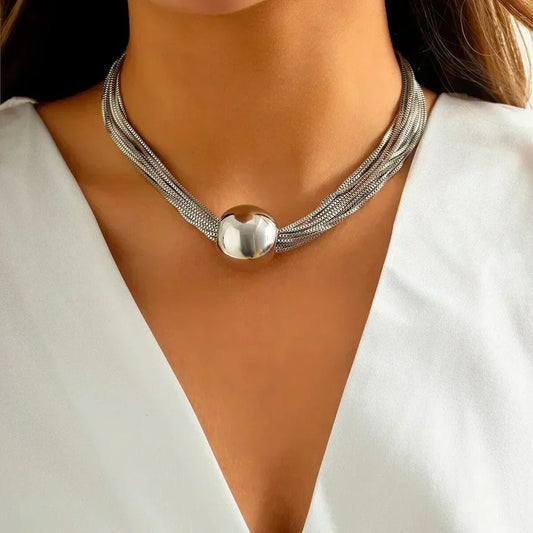 Bianca | Collar de oro elegante