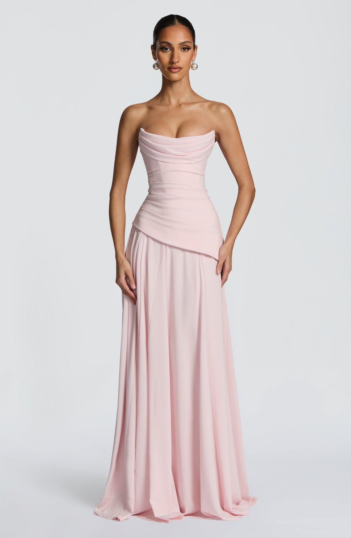Patricia | Vestido largo de gasa con escote drapeado en rosa