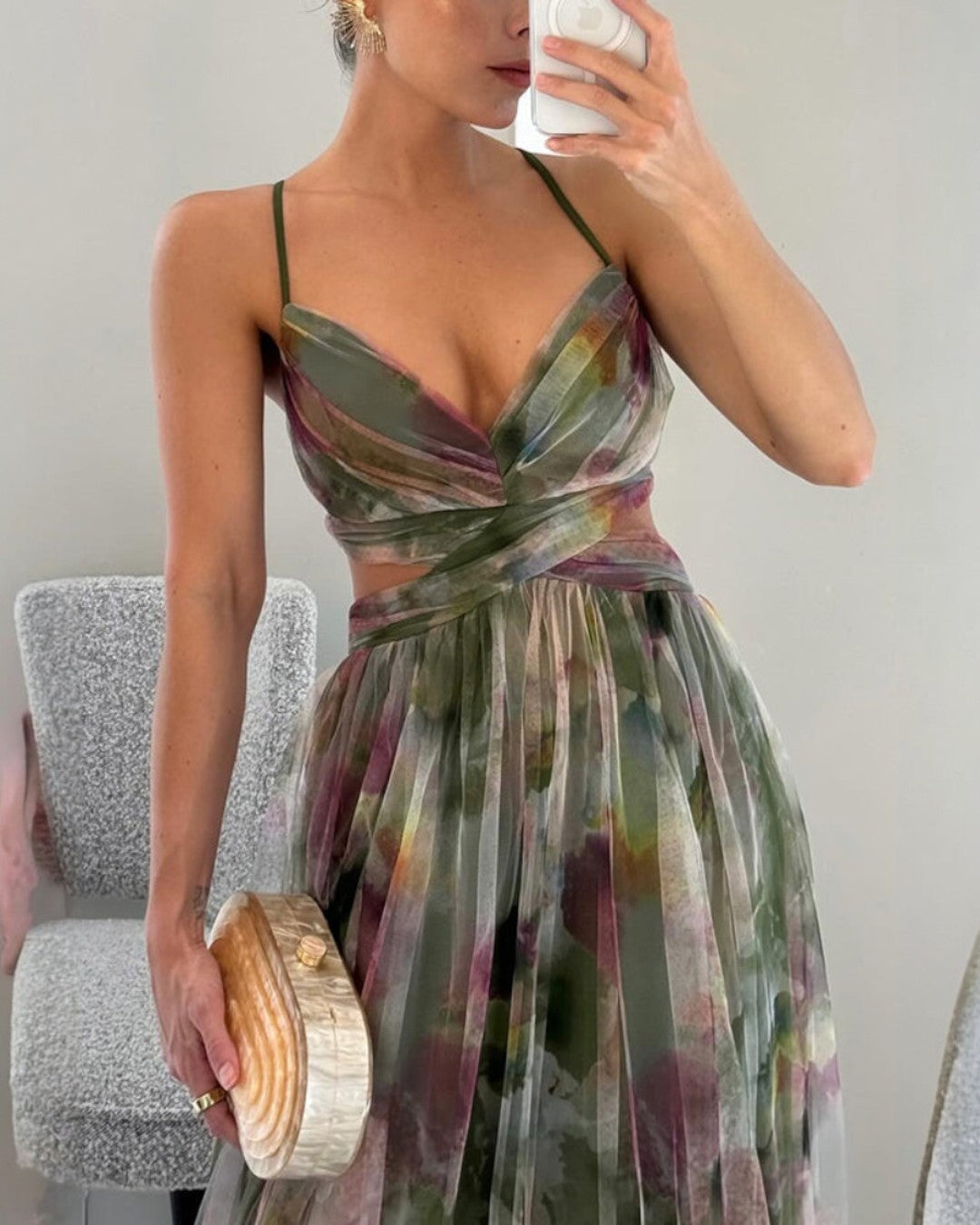 Lucina | Vestido largo floral con escote cruzado