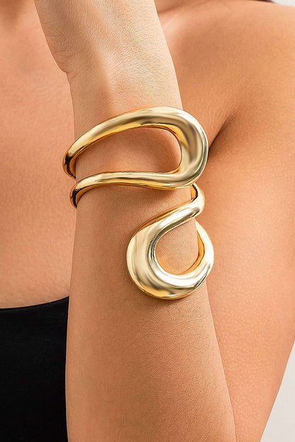 Stella | Pulsera asimétrica recortada