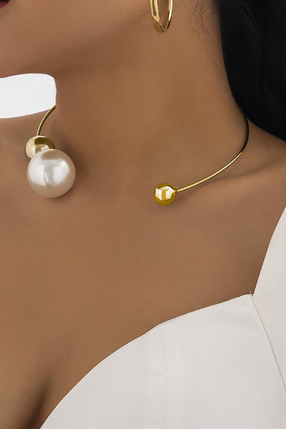 Chiara | Collares de perlas metálicas