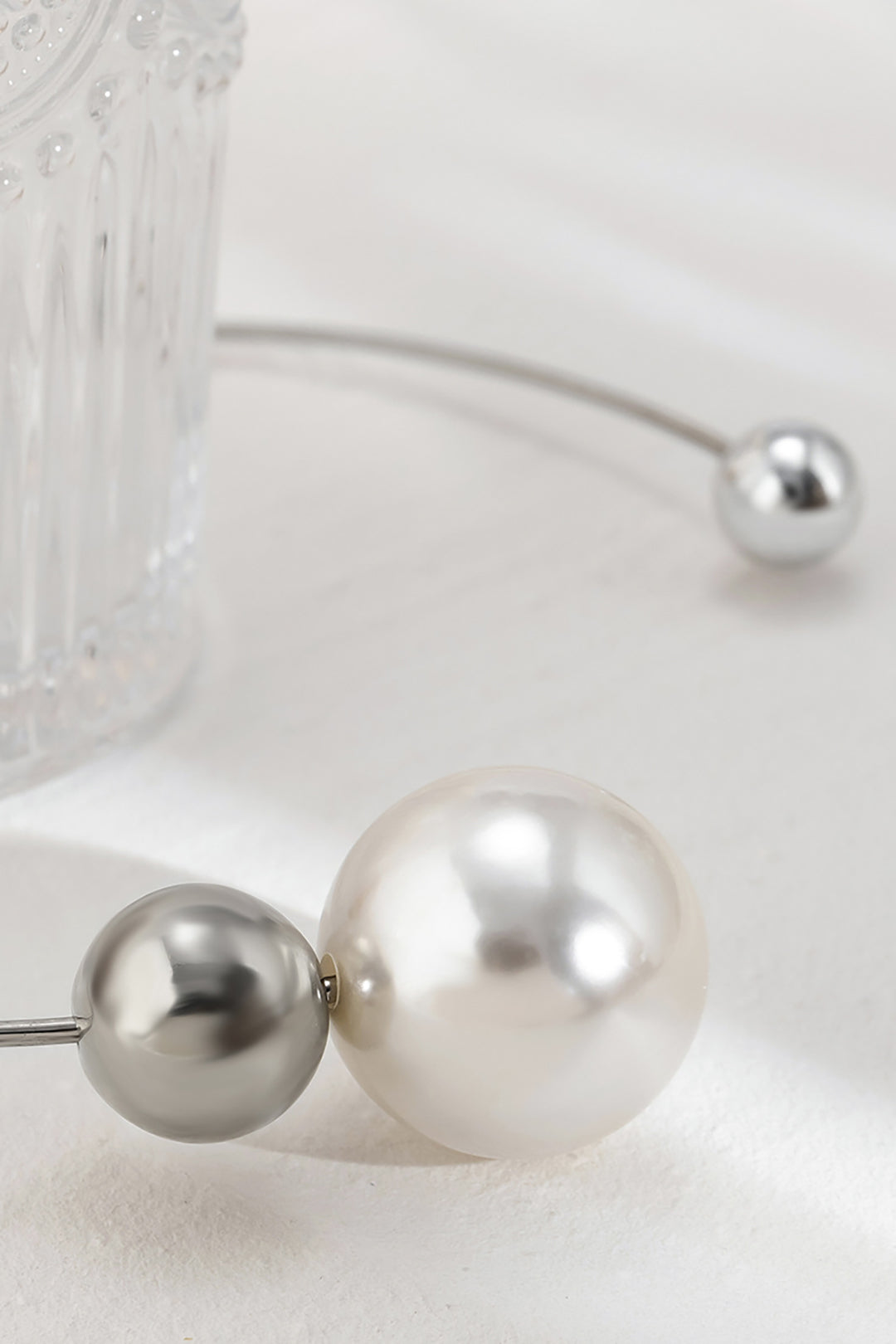 Chiara | Collares de perlas metálicas
