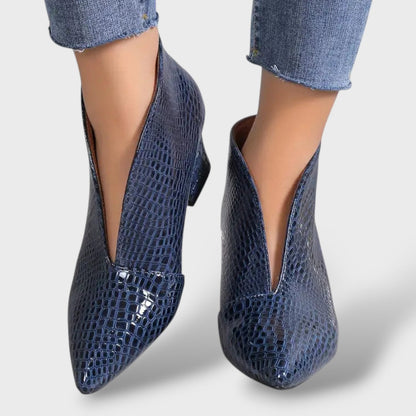 Vivianne | Botines texturizados con tacón medio