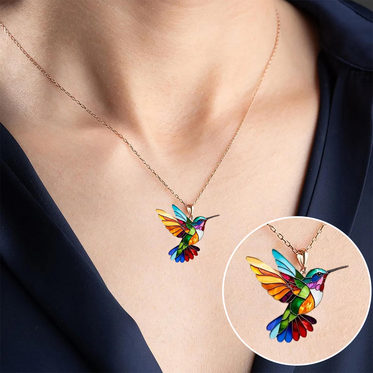 Adele | Elegante collar de colibrí multicolor