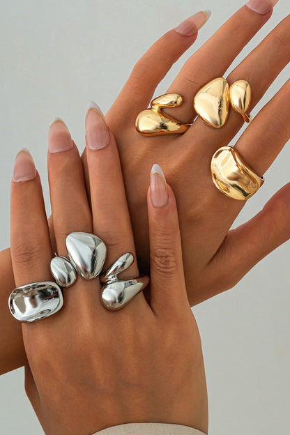Loreta | Anillos metálicos irregulares