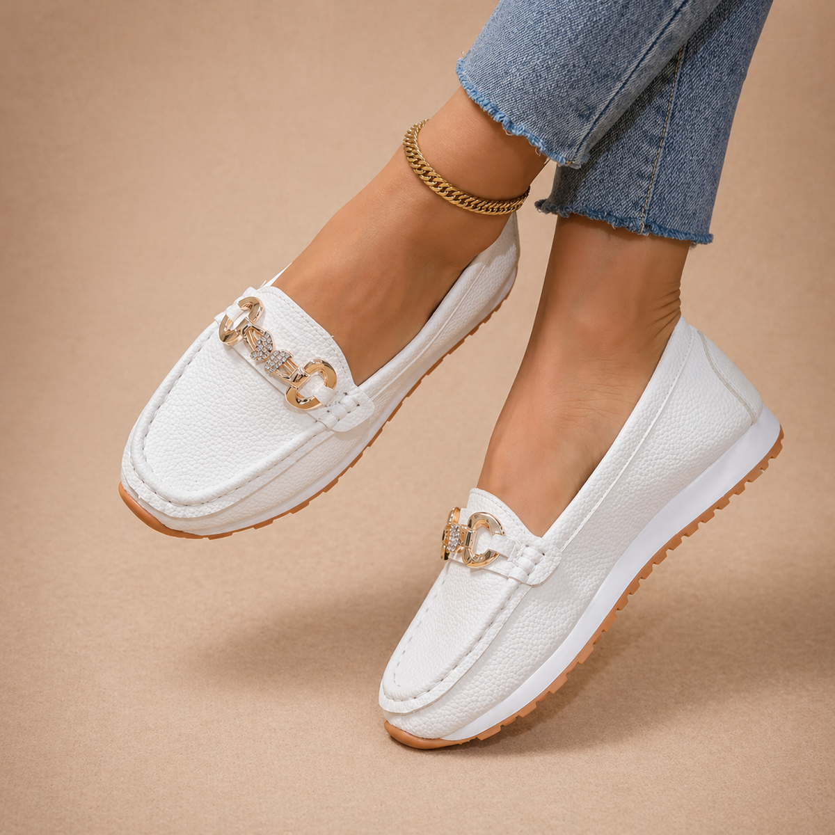 Carmen | Mocasines casuales con hebilla de mariposa