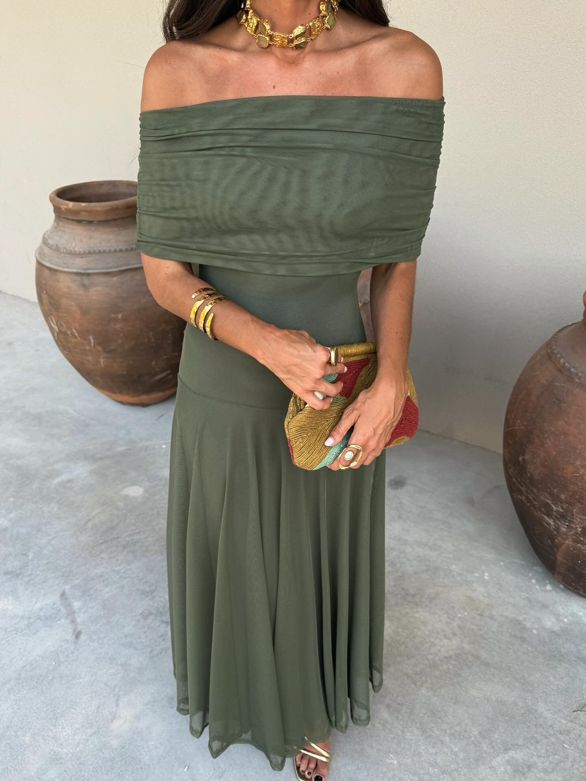 Brenda | Vestido midi de línea limpia