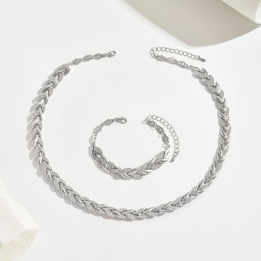 Cayetana | Collar y pulsera de cola de pez hechos a mano