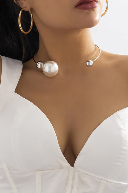Chiara | Collares de perlas metálicas