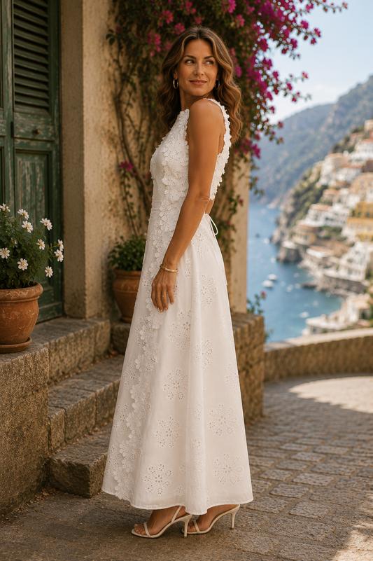 Della | Elegante vestido maxi bordado