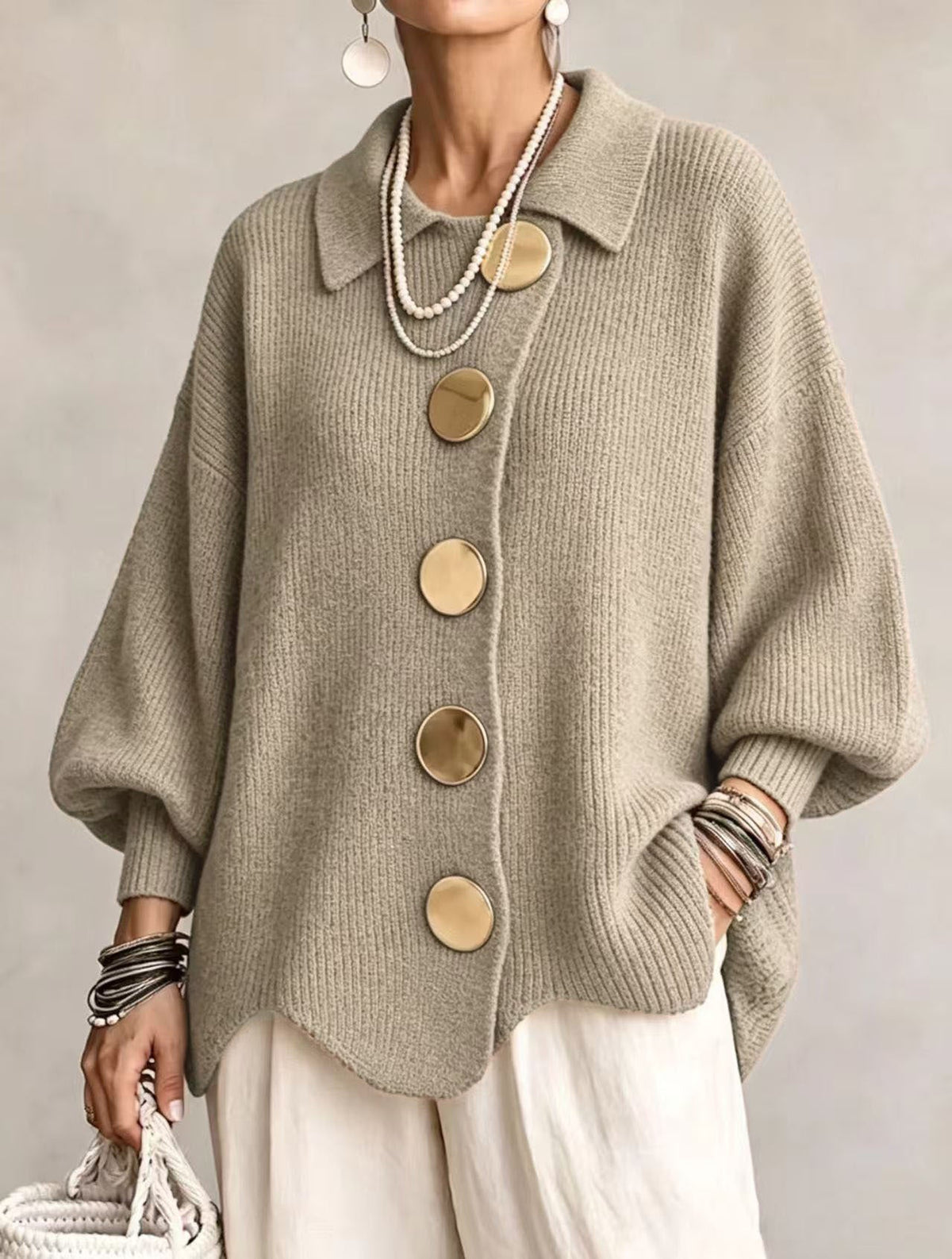 Sara | Cárdigan oversize con botones dorados