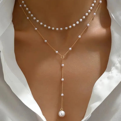 Mikaela | Collar de perlas de doble hilera con colgante