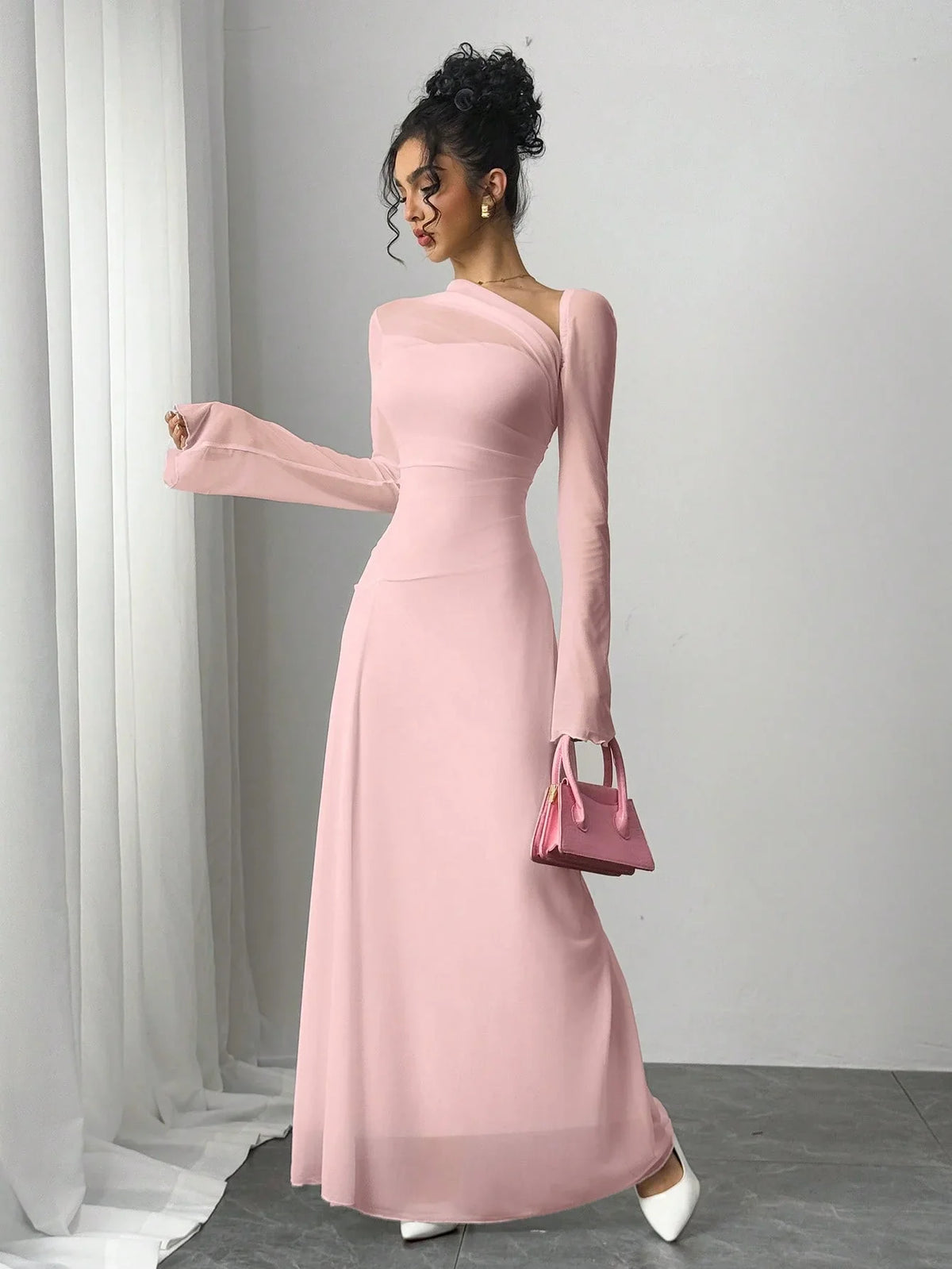 Adela | Vestido largo de tul con hombro asimétrico