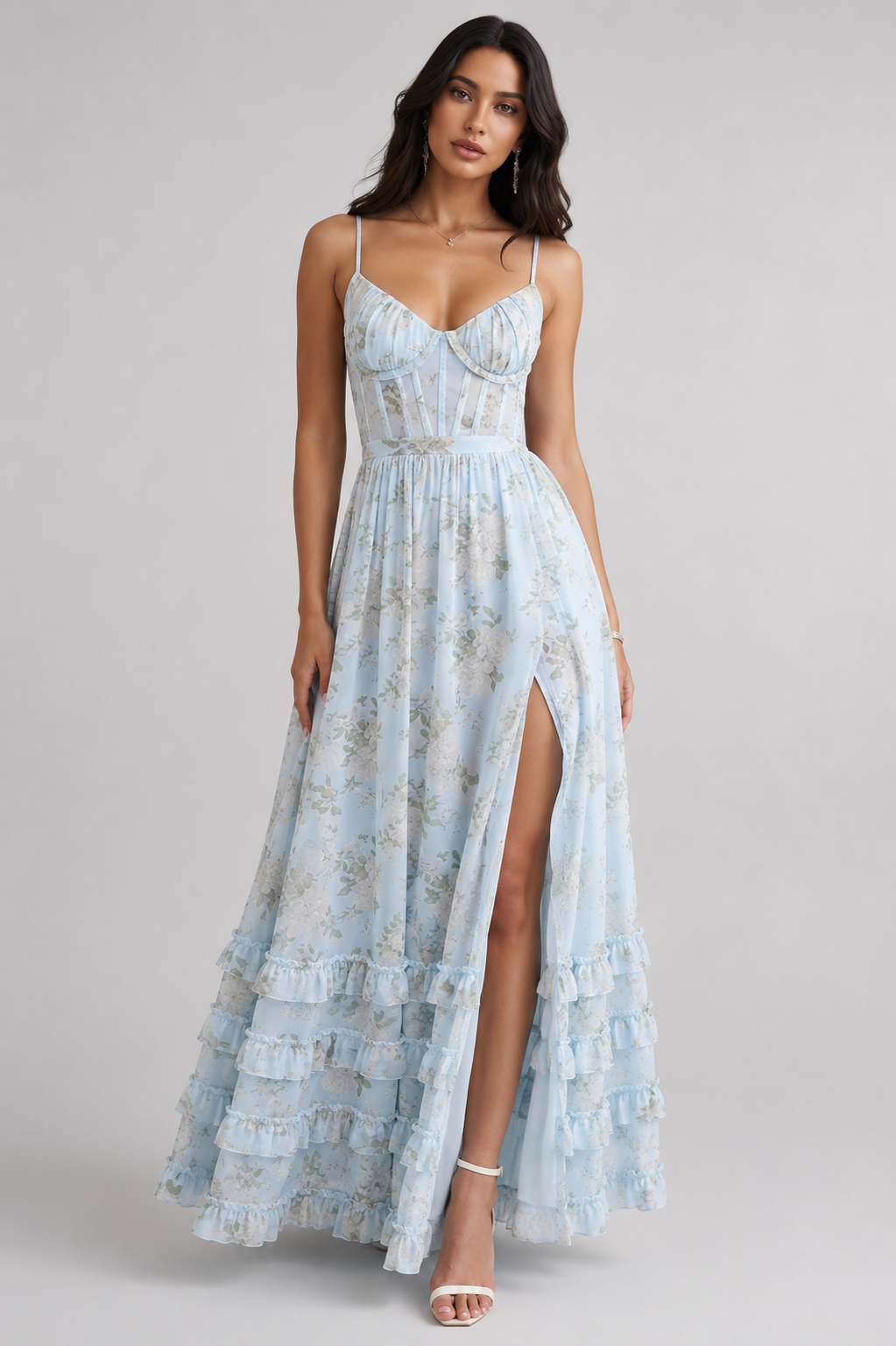 Cesira | Vestido largo con volantes y abertura
