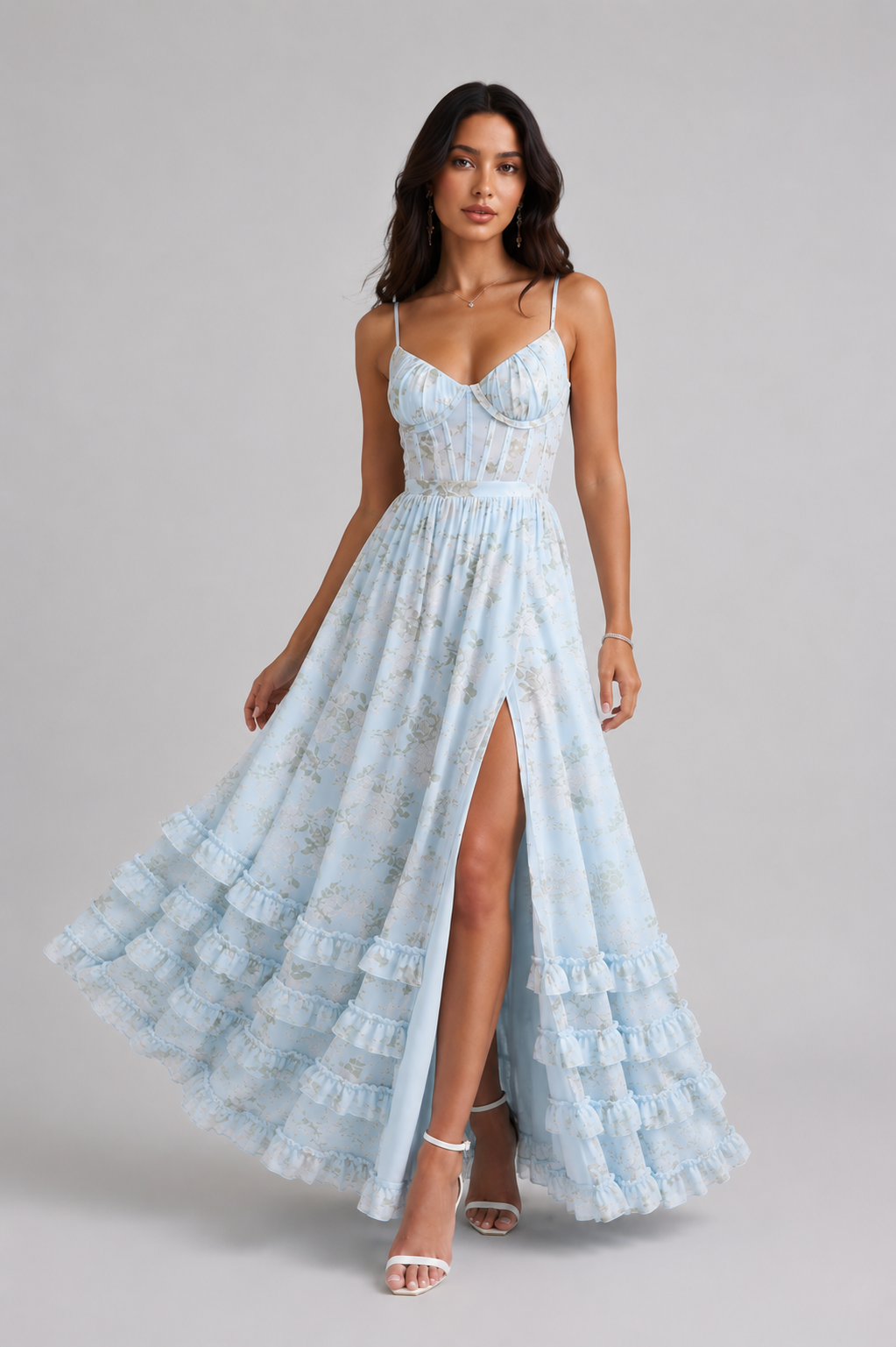 Cesira | Vestido largo con volantes y abertura