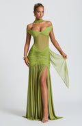Alaia | Vestido largo de malla con escote Bardot en verde oliva