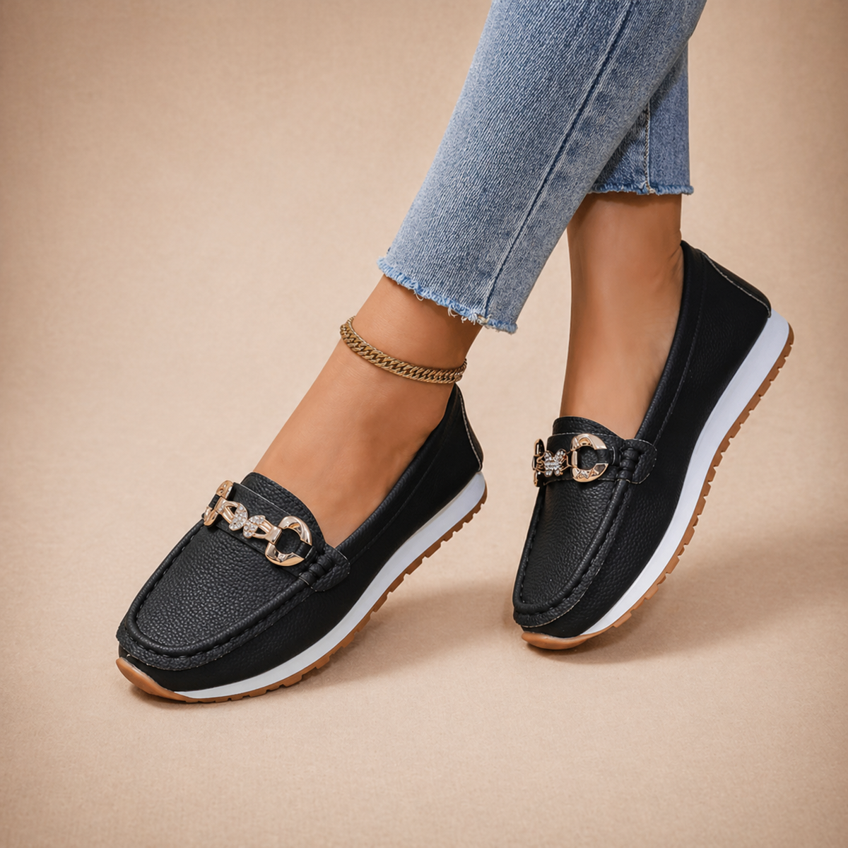 Carmen | Mocasines casuales con hebilla de mariposa