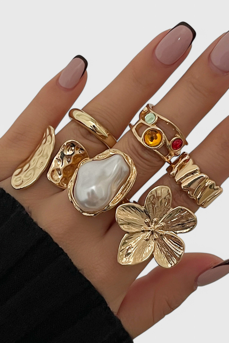 Marcella | Anillo abierto de perla con forma de flor líquida