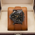 Damián | Reloj de piel con caja triangular