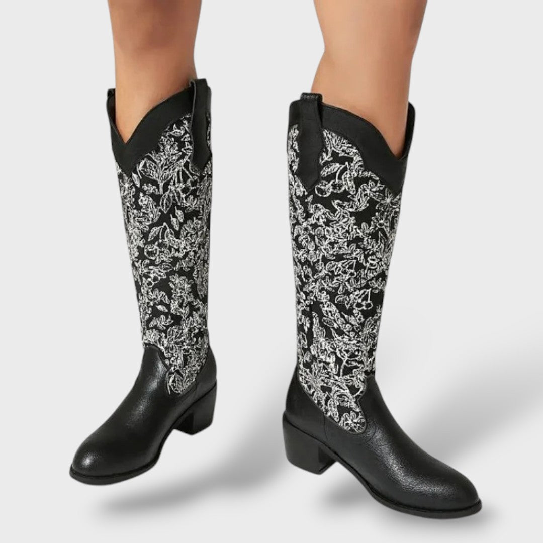 Carolina | Botas elegantes bordadas con tacón cuadrado