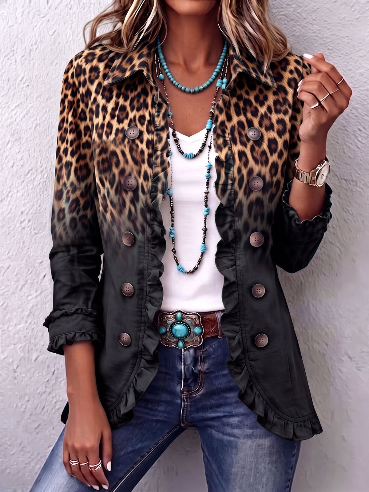 Sabina | Chamarra de leopardo negro con volantes