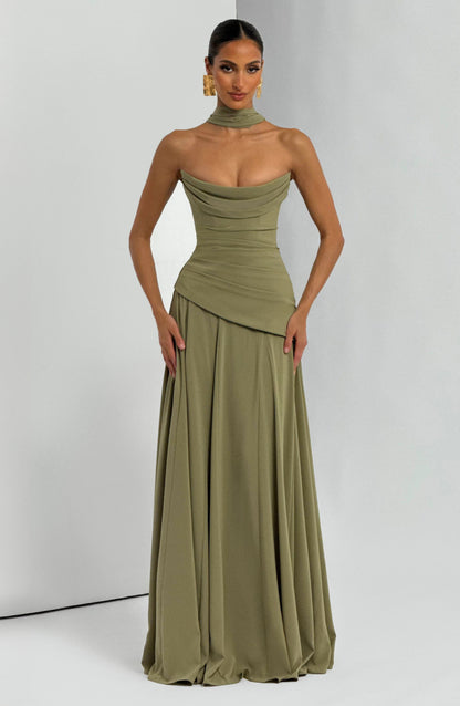 Patricia | Vestido largo de gasa con escote drapeado en verde oliva