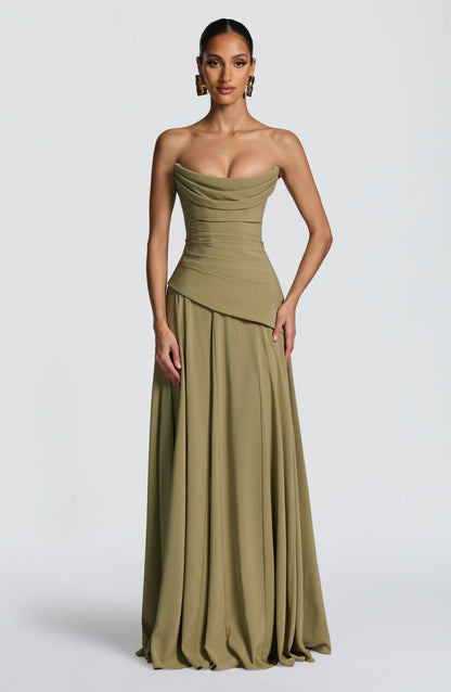 Patricia | Vestido largo de gasa con escote drapeado en verde oliva