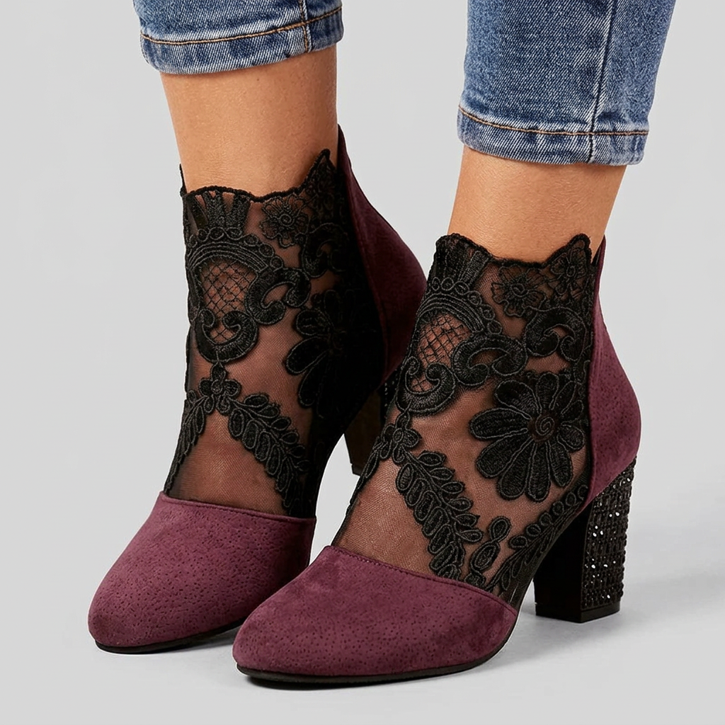 Emma | Tacones blancos con encaje floral
