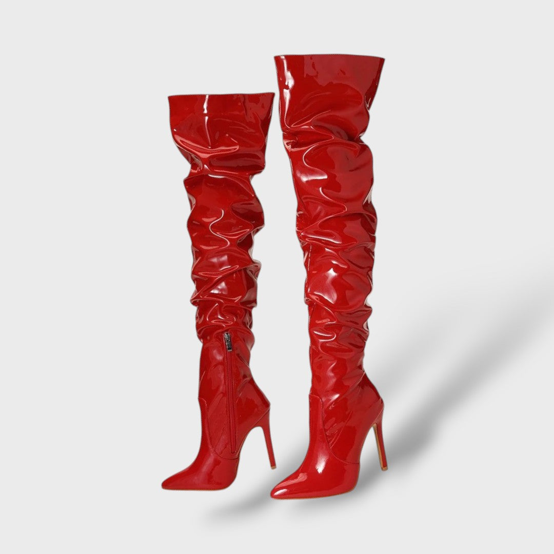 Selena | Botas altas de charol con tacón de aguja